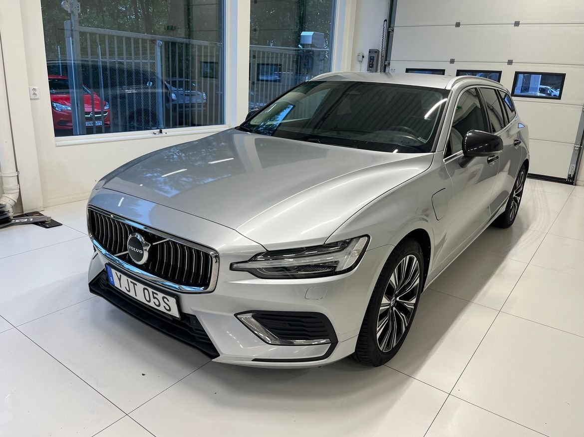 Volvo V60 2023, bild 2/5