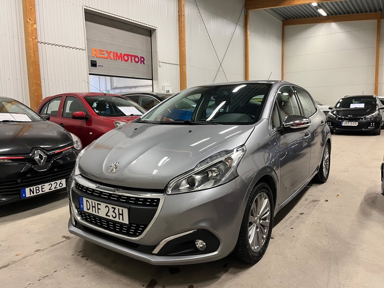 Peugeot 208 5-dörrar 1.2 PureTech 2019, bild 6/10