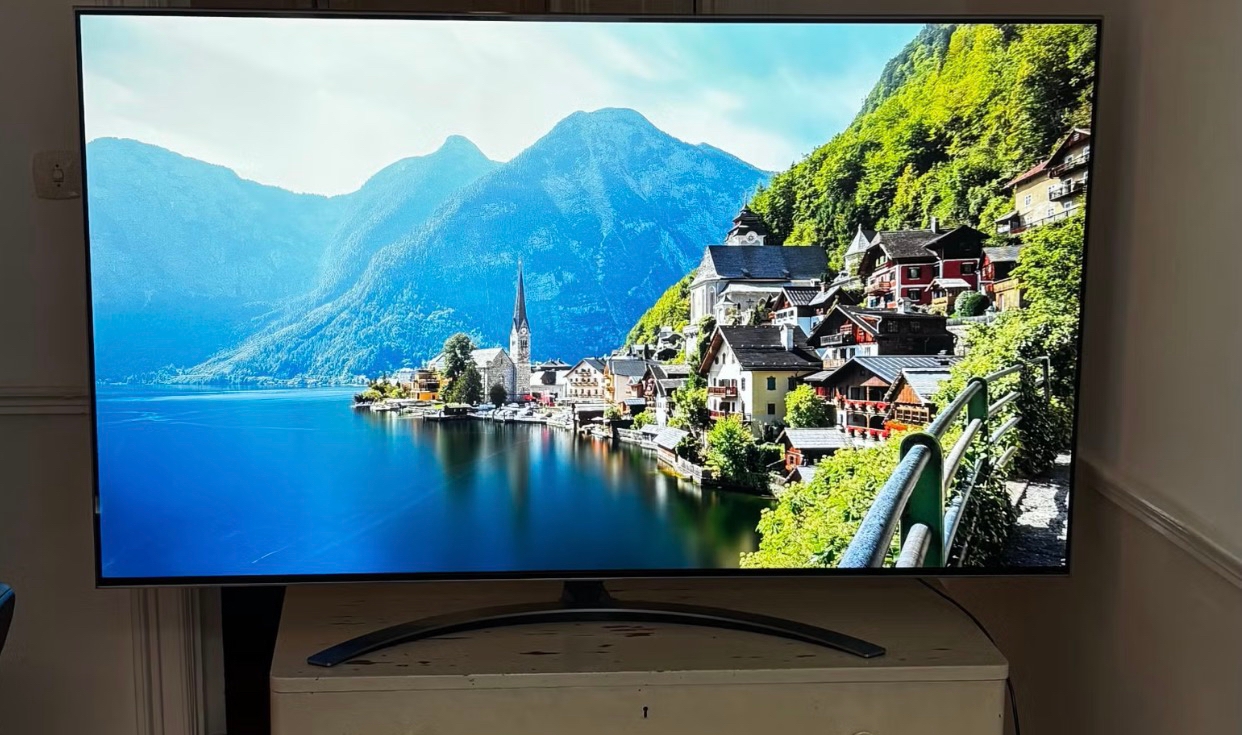 LG 65 ”4K Ultra HD Smart TV”
