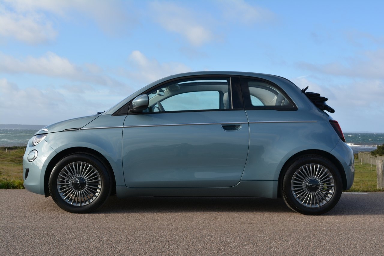 Fiat 500e 42 KWH CABRIOLET ICON 2021, bild 5/10
