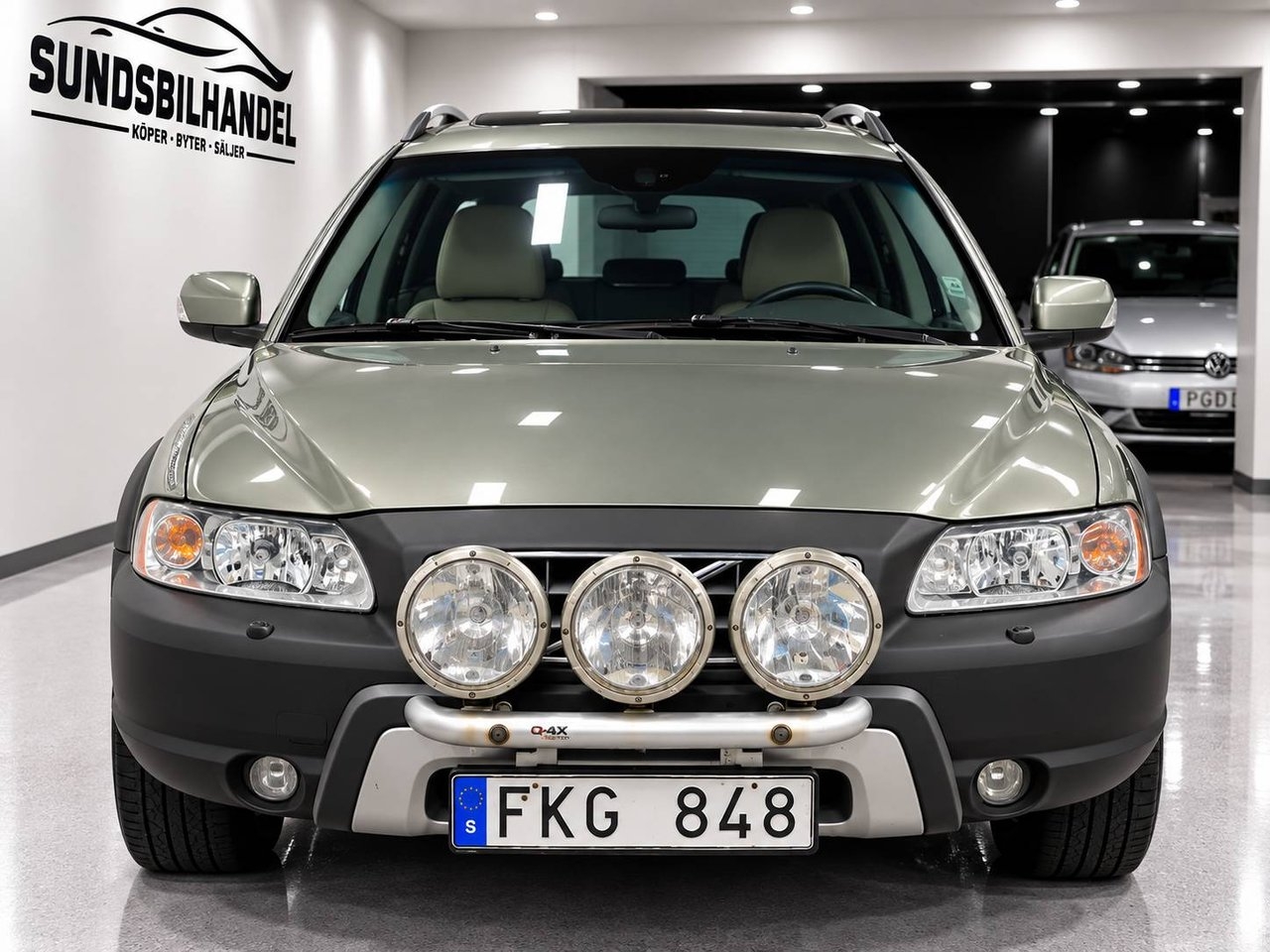 Volvo XC70 D5 Momentum 2007, kuva 2/10