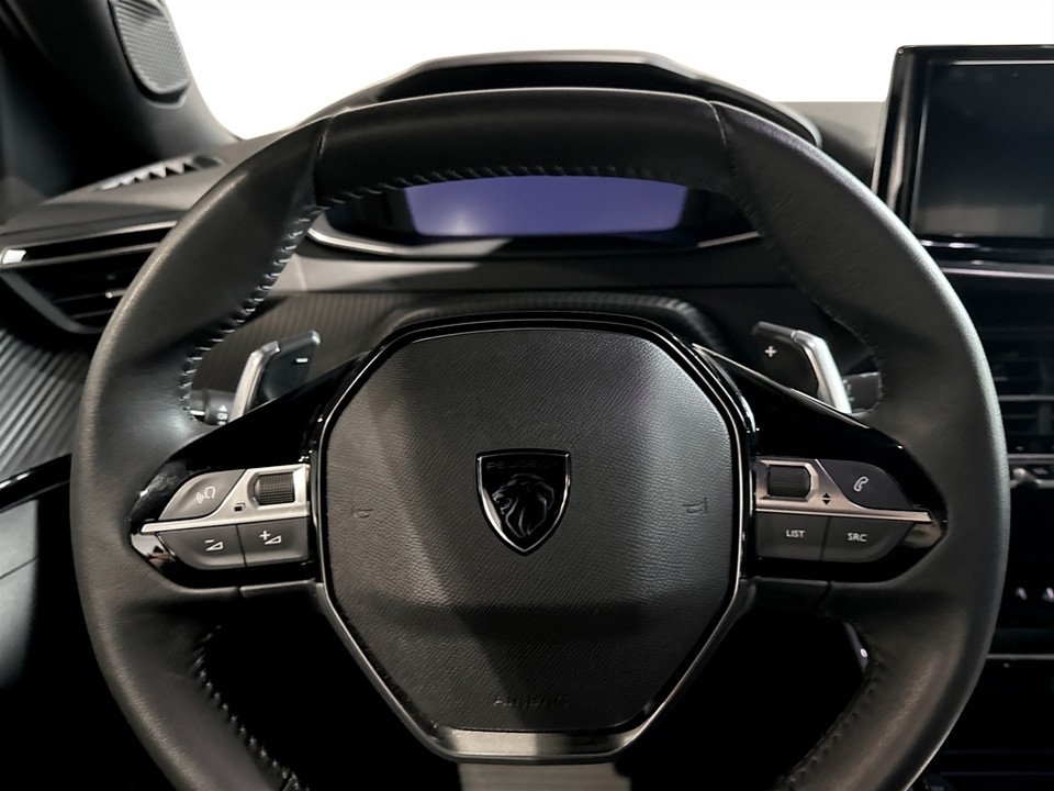 Peugeot 2008 1.2 Hybrid 145 Allure 2025, photo 7/10