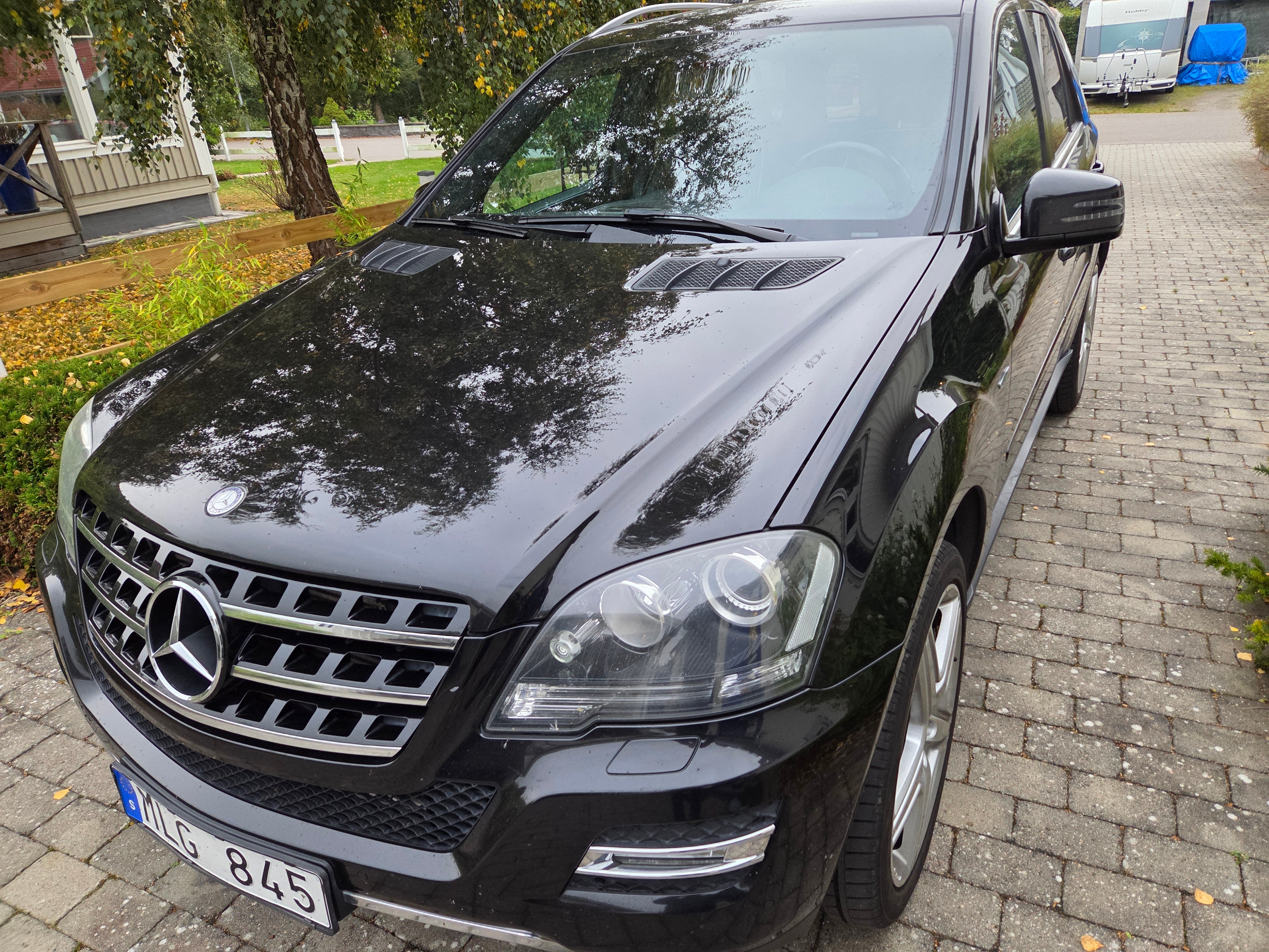 Mercedes-Benz ML 350 CDI 2011, photo 2/4