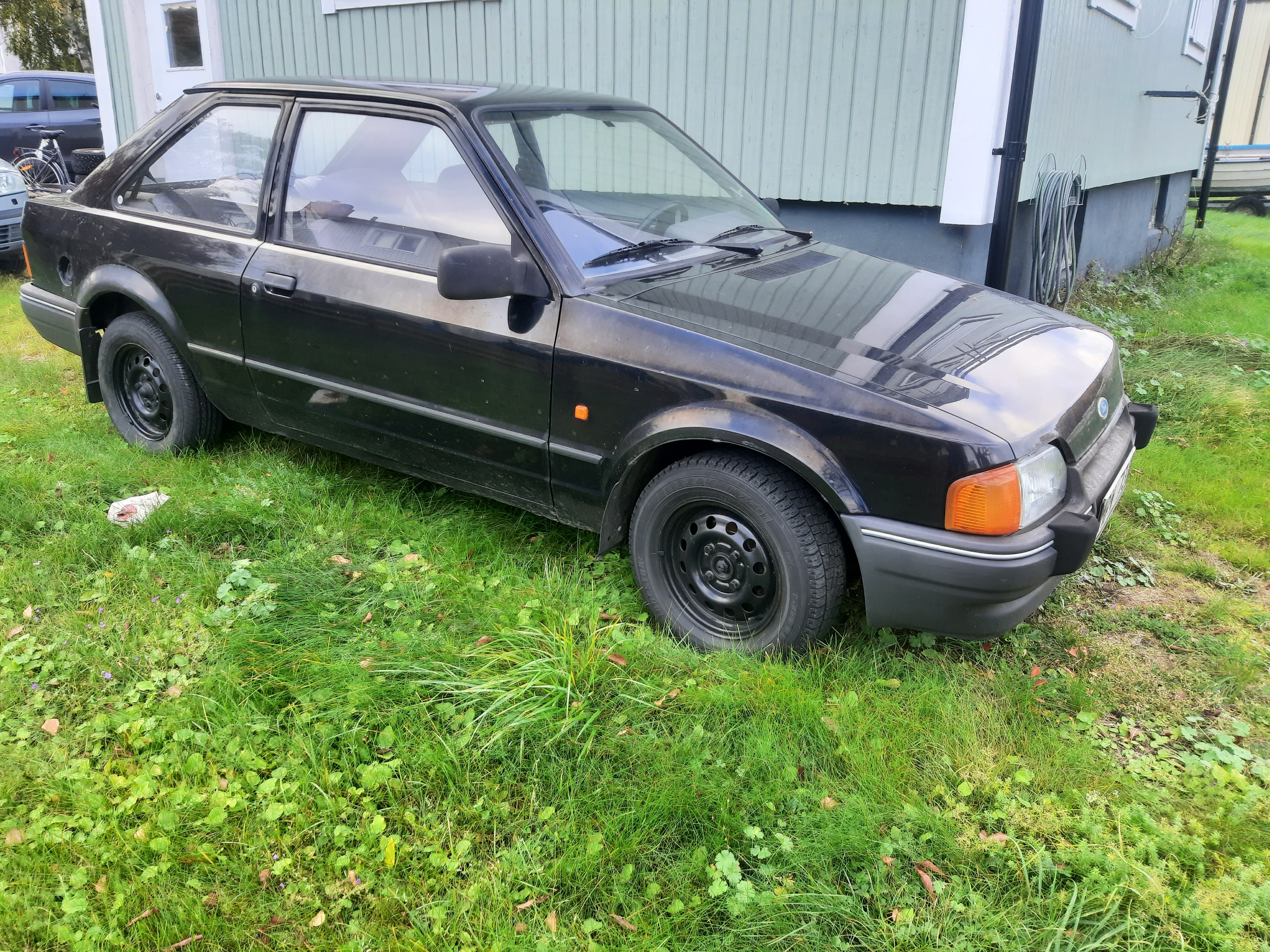 Ford Escort 1.6 1987, bild 4/6