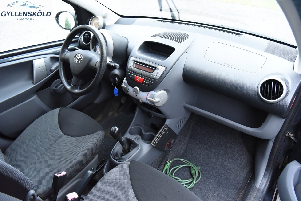 Toyota Aygo 1.0 2008, kuva 3/4