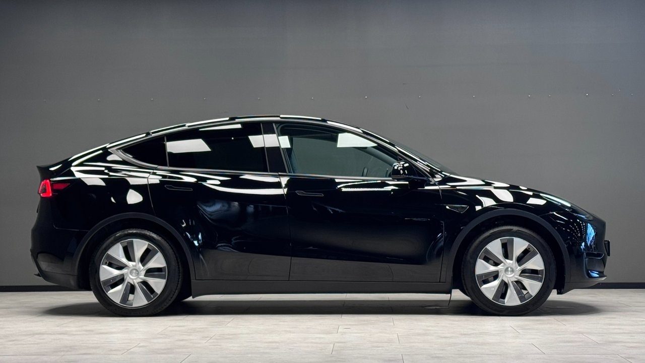 Tesla Model Y 2023, bild 6/10