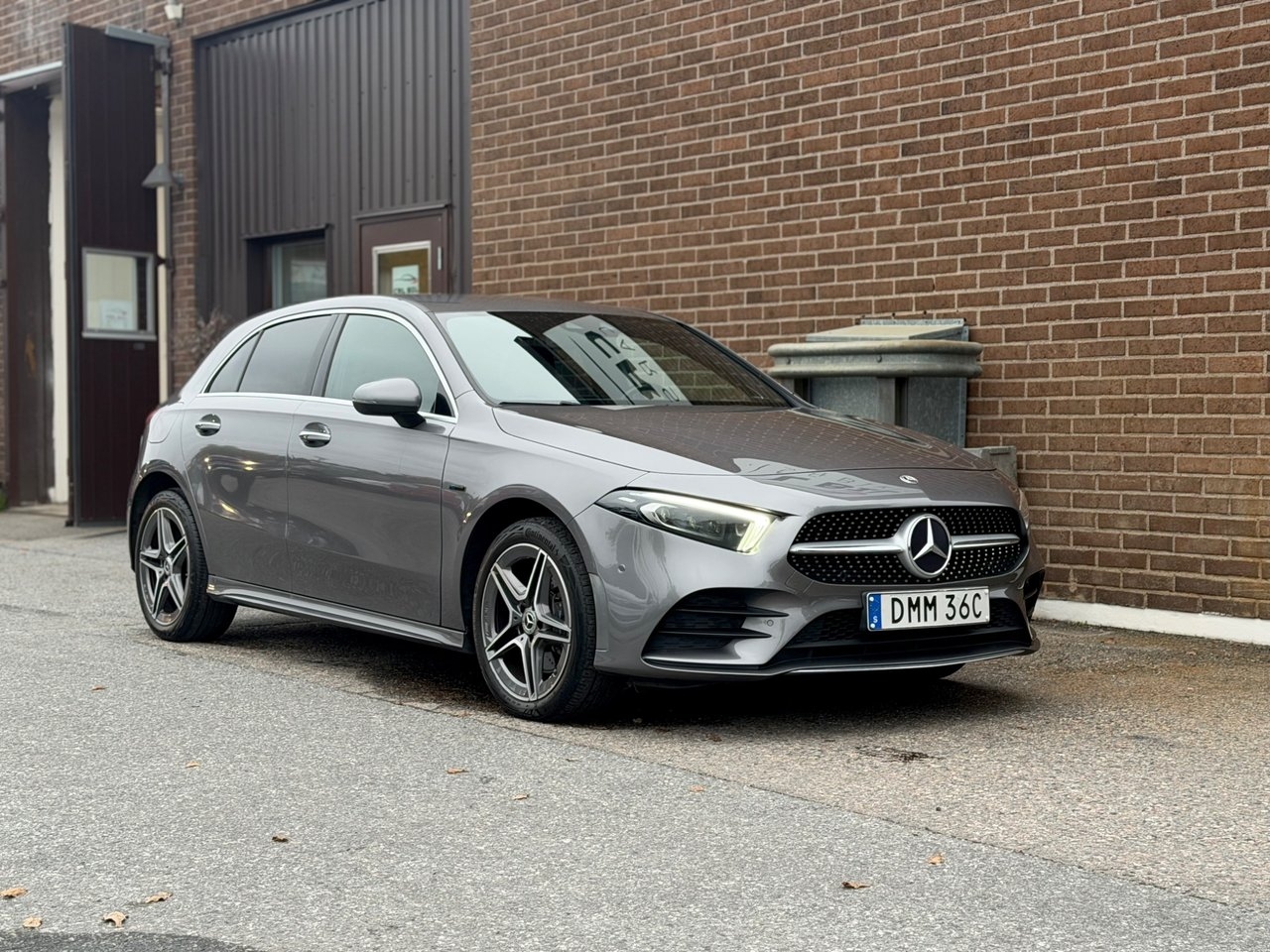 Mercedes-Benz A 250 e 8G-DCT AMG 2021, bild 7/10