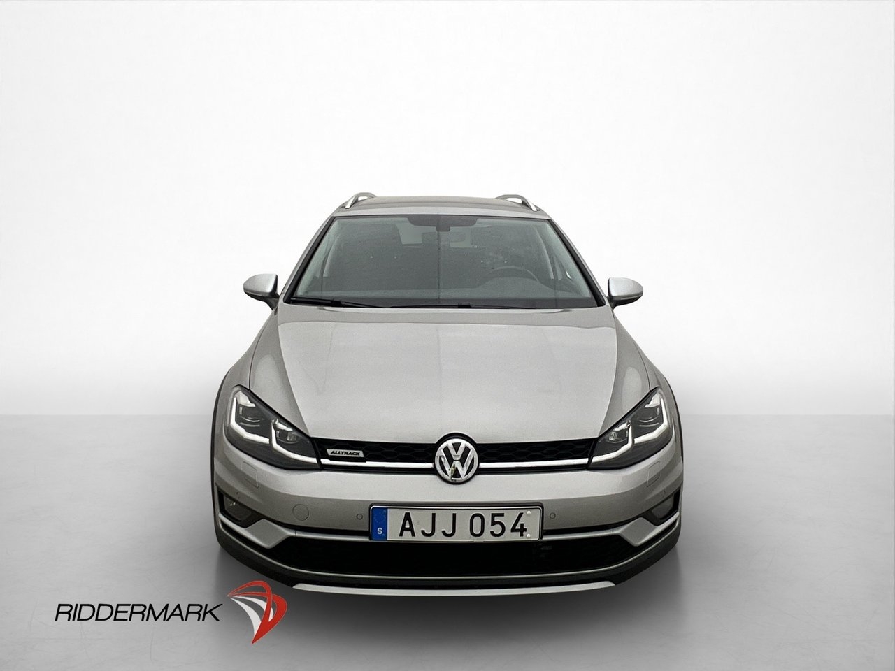 Volkswagen Golf Alltrack 1.8 TSI 2018, photo 2/10