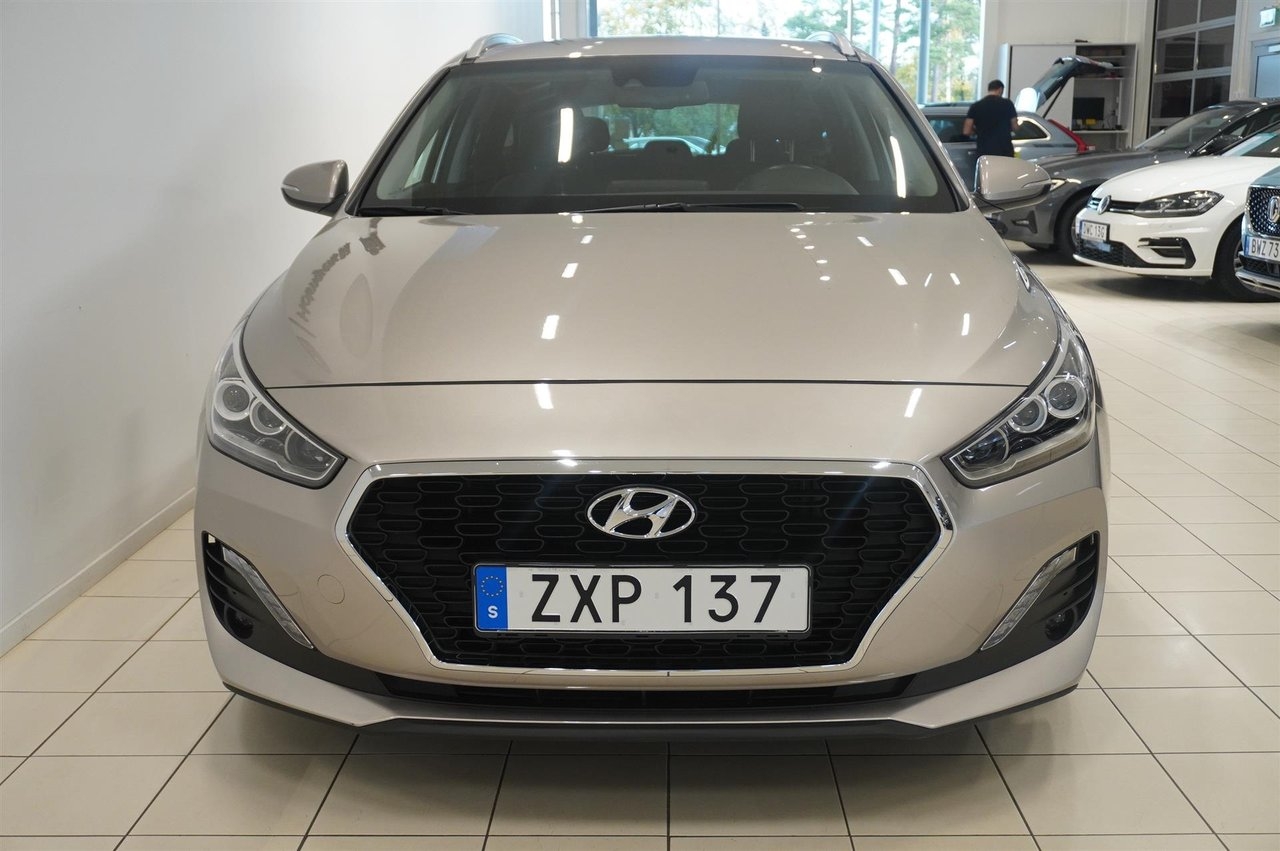 Hyundai i30 1.4 T-GDI Premium 2018, bild 4/10