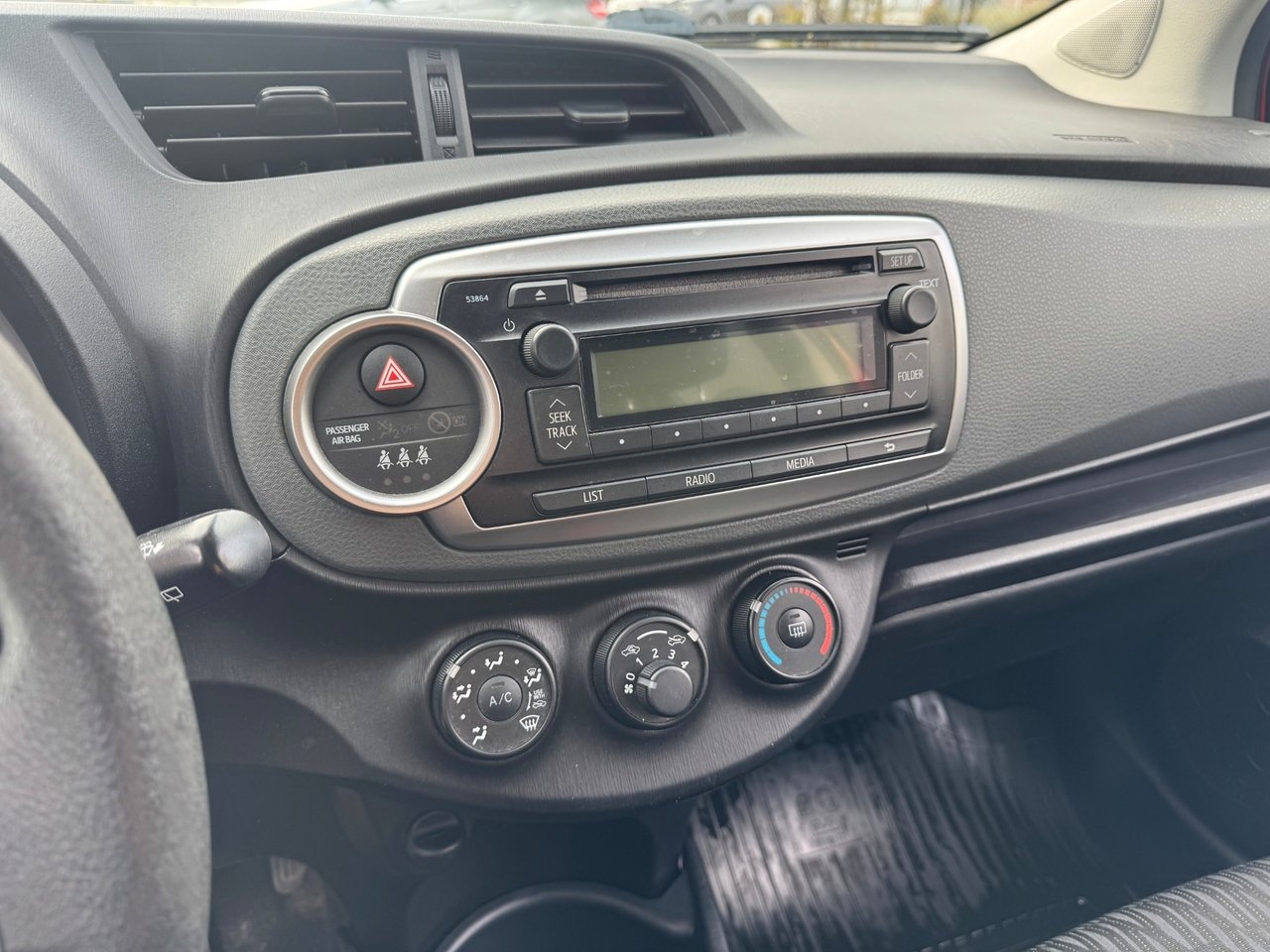 Toyota Yaris 2012, bild 7/10