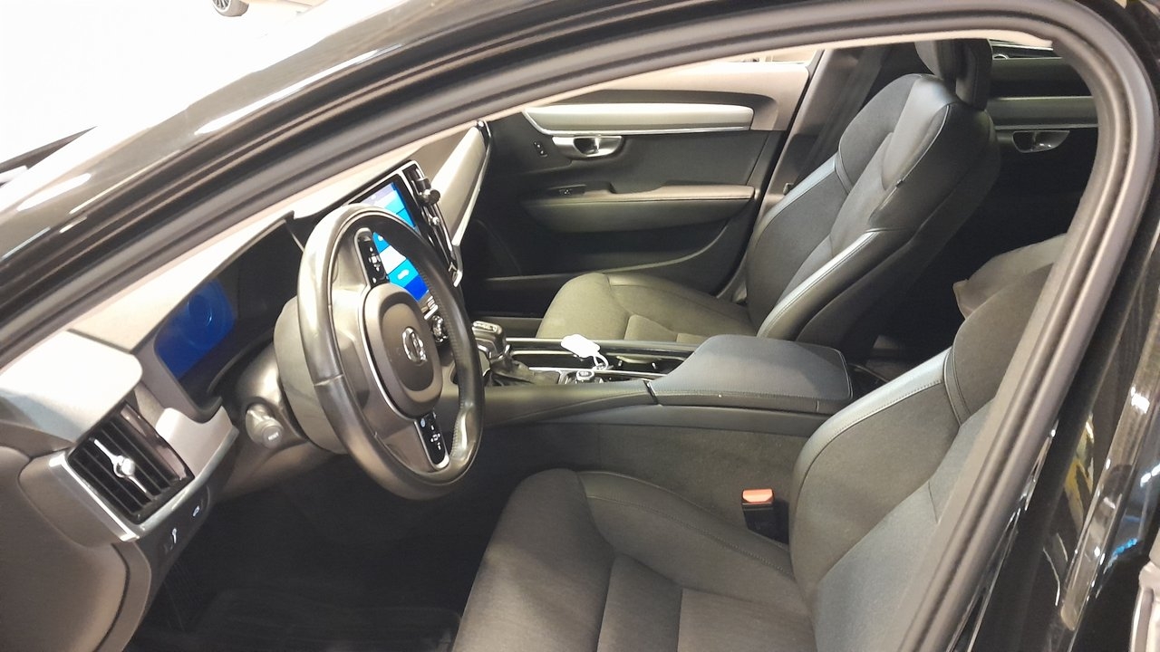 Volvo S90 D4 2018, kuva 3/10