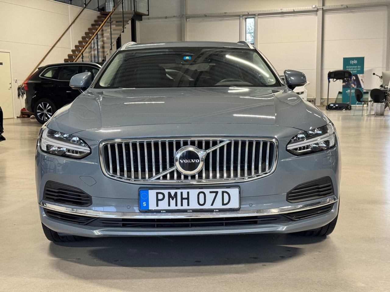 Volvo V90 T6 2023, bild 2/10