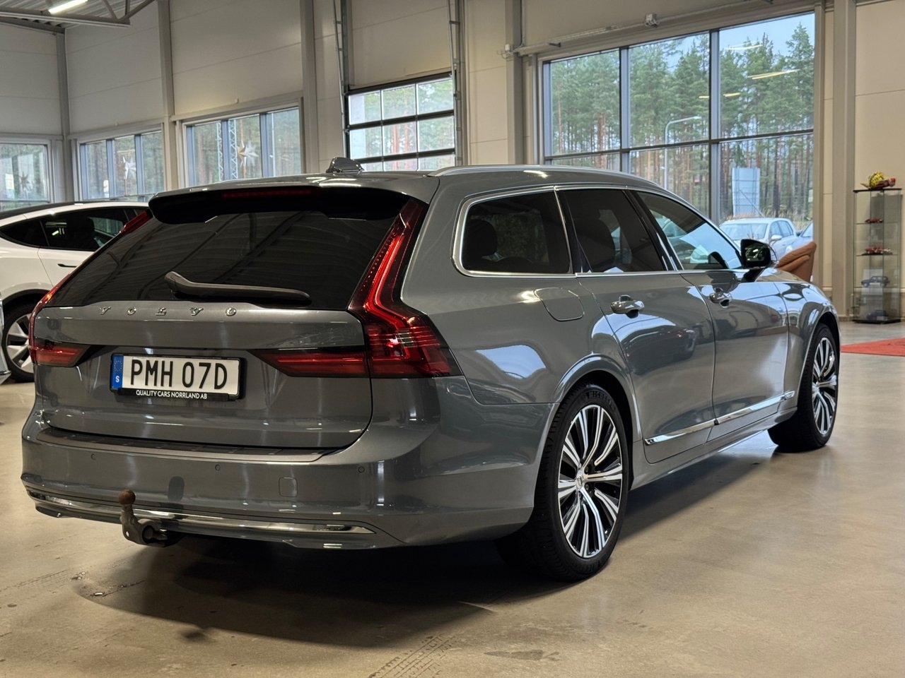 Volvo V90 T6 2023, bild 6/10