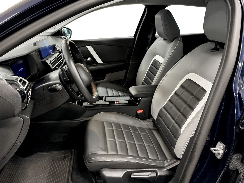 Citroen C4 X Hybrid 145hk Aut 2025, bild 4/10