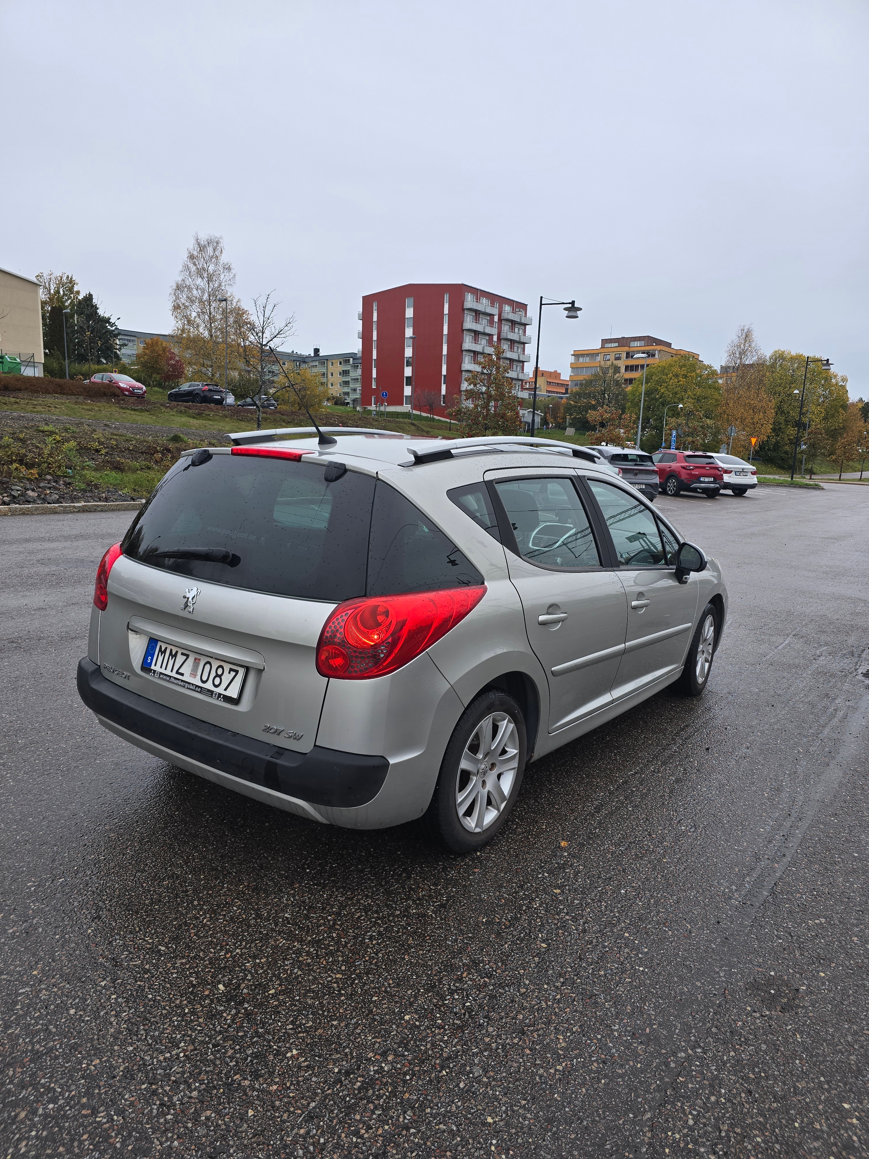 Peugeot 207 SW 1.6 VTi Manuell 2008, bild 5/9