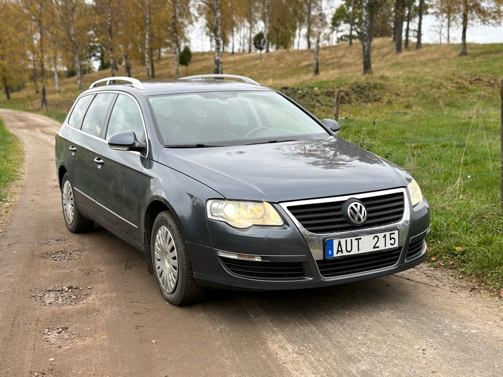 Volkswagen Passat 2010, bild 3/6