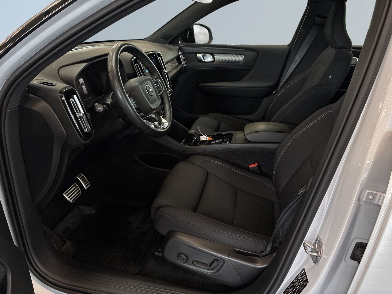 Volvo XC40 2022, bild 7/10