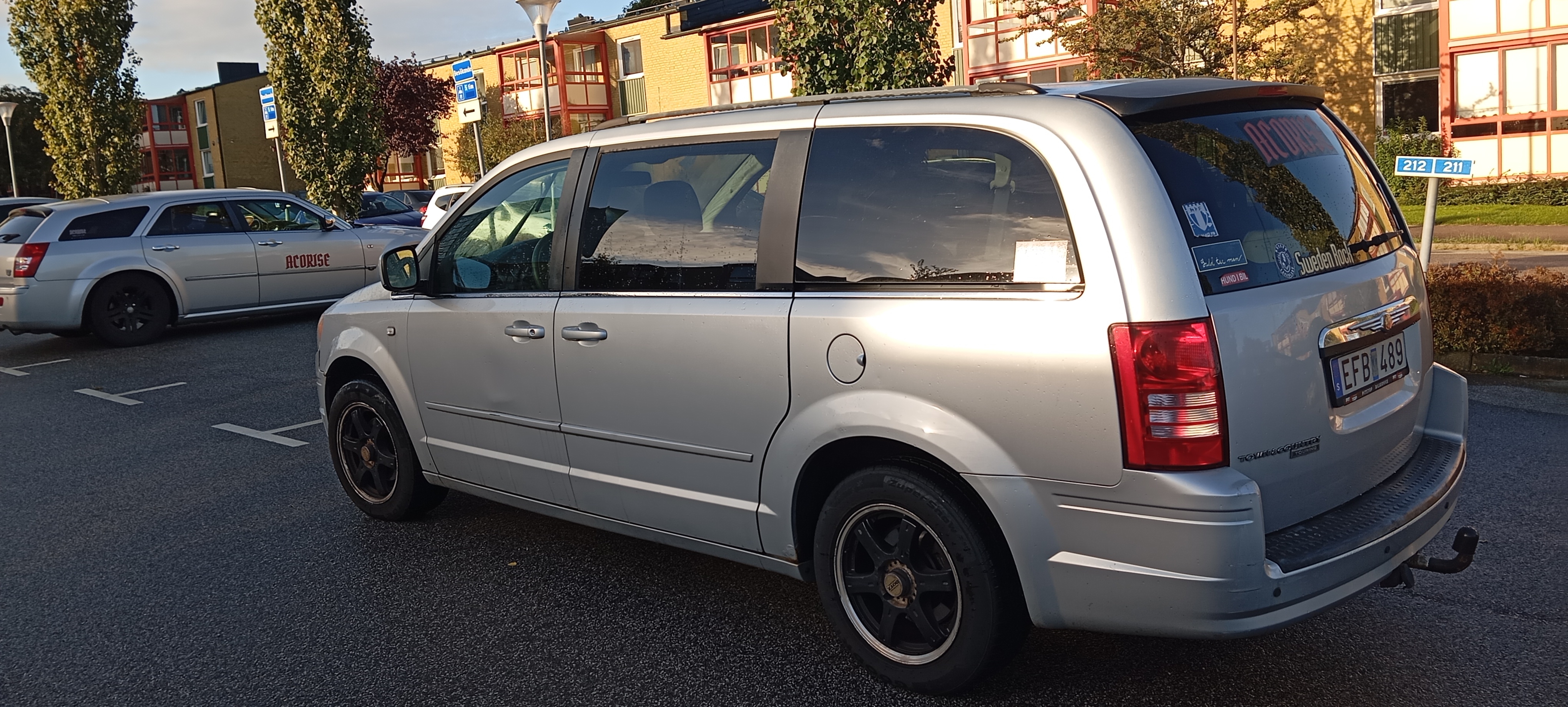 Chrysler Town & Country 2008, kuva 5/5