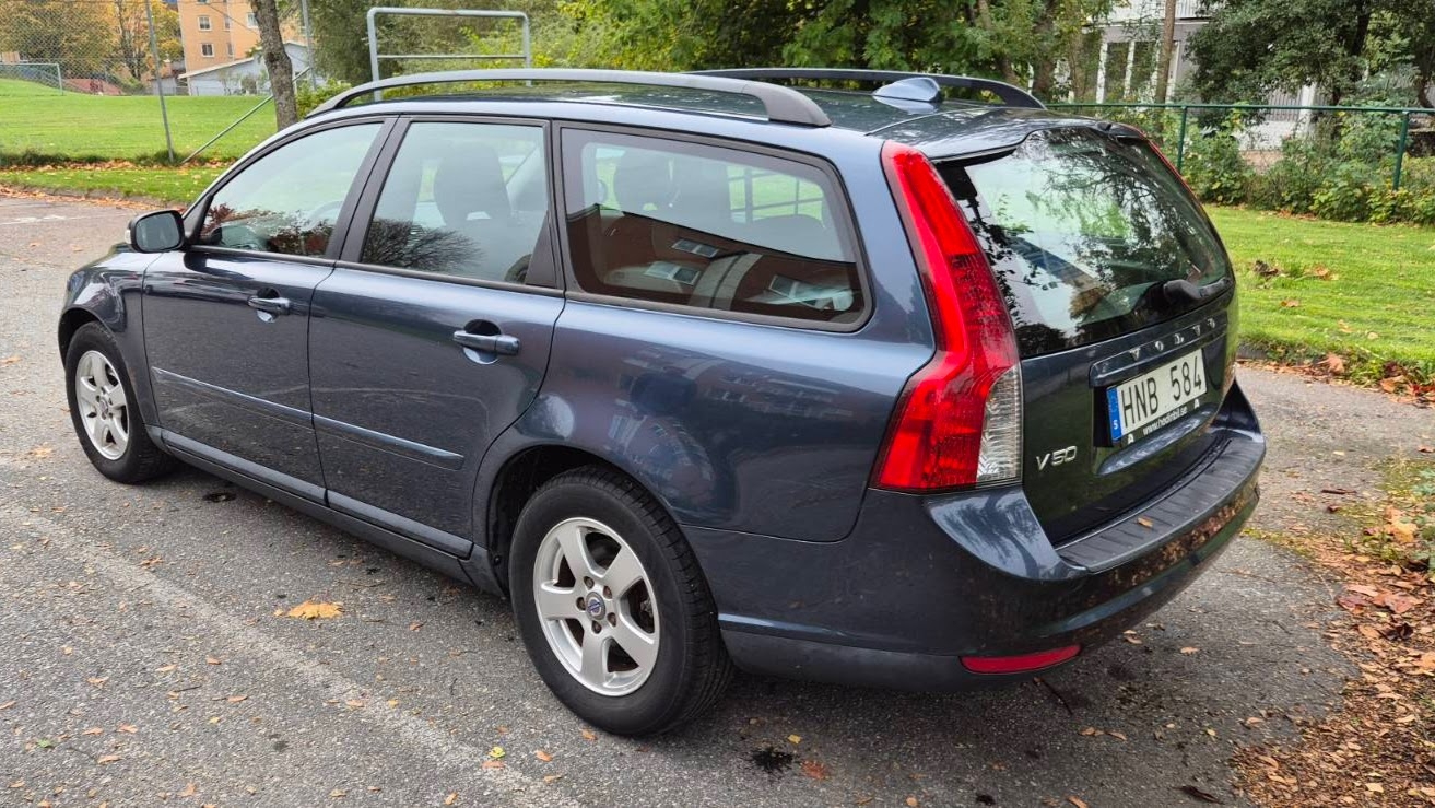 Volvo V50 1.8 2009, kuva 3/9