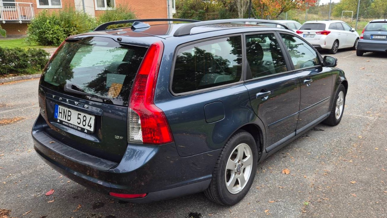 Volvo V50 1.8 2009, kuva 4/9