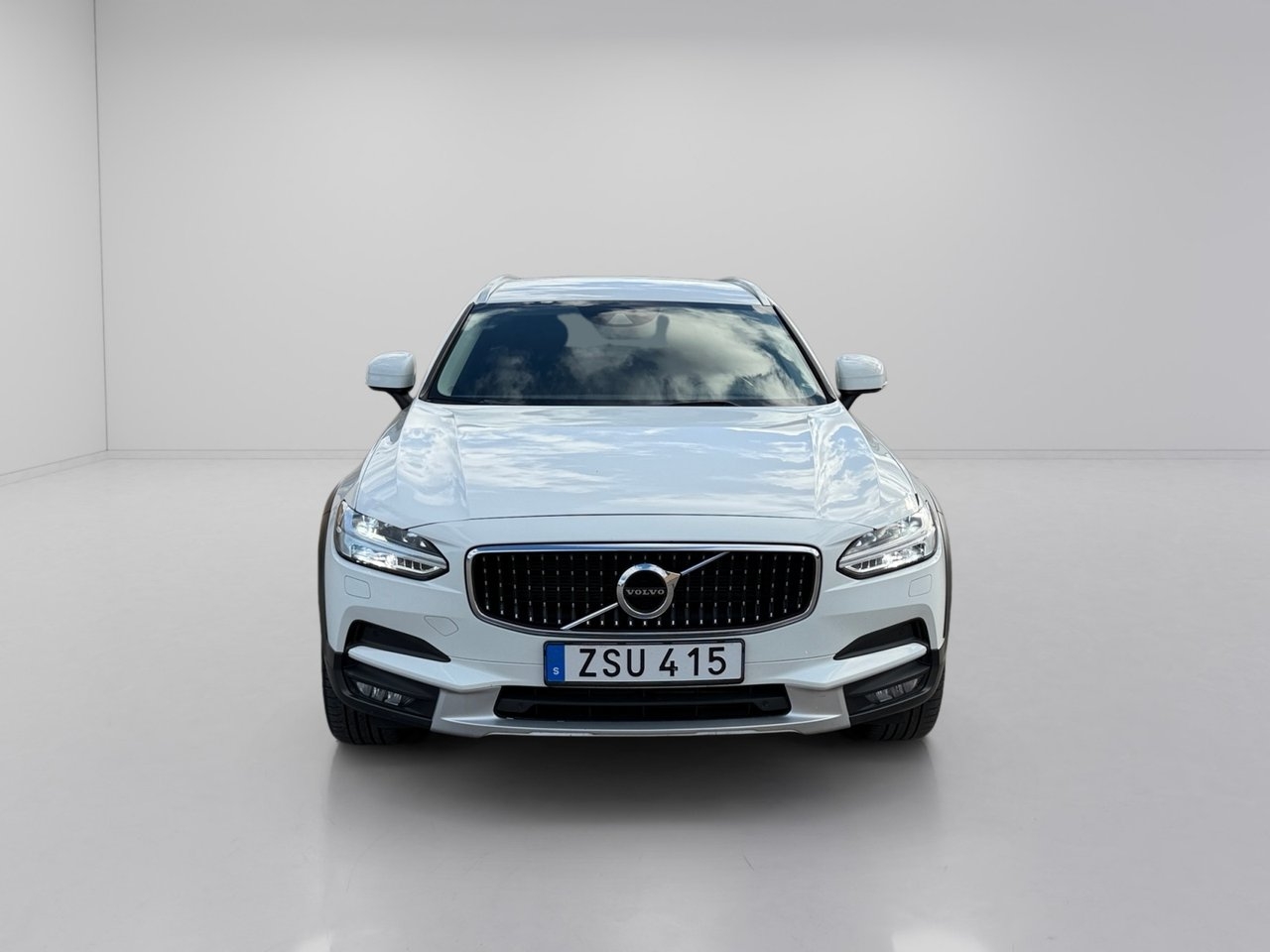 Volvo V90 Cross Country 2020, bild 2/10
