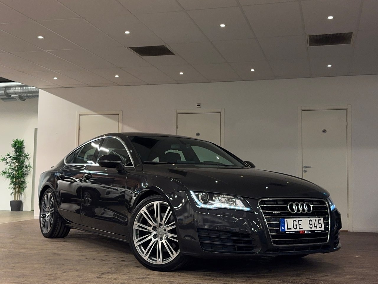 Audi A7 2011, bild 7/10
