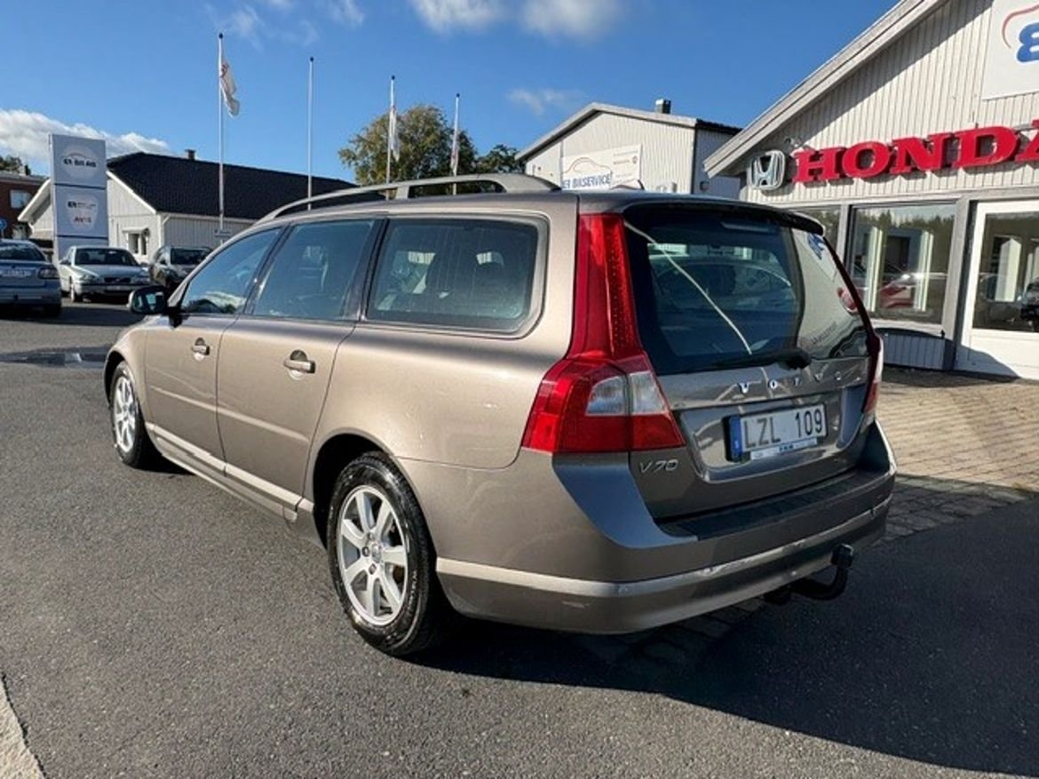 Volvo V70 D3 Kinetic 2012, bild 3/7