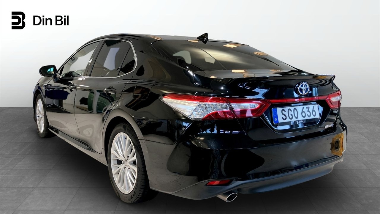 Toyota Camry Executive 2020, bild 3/10