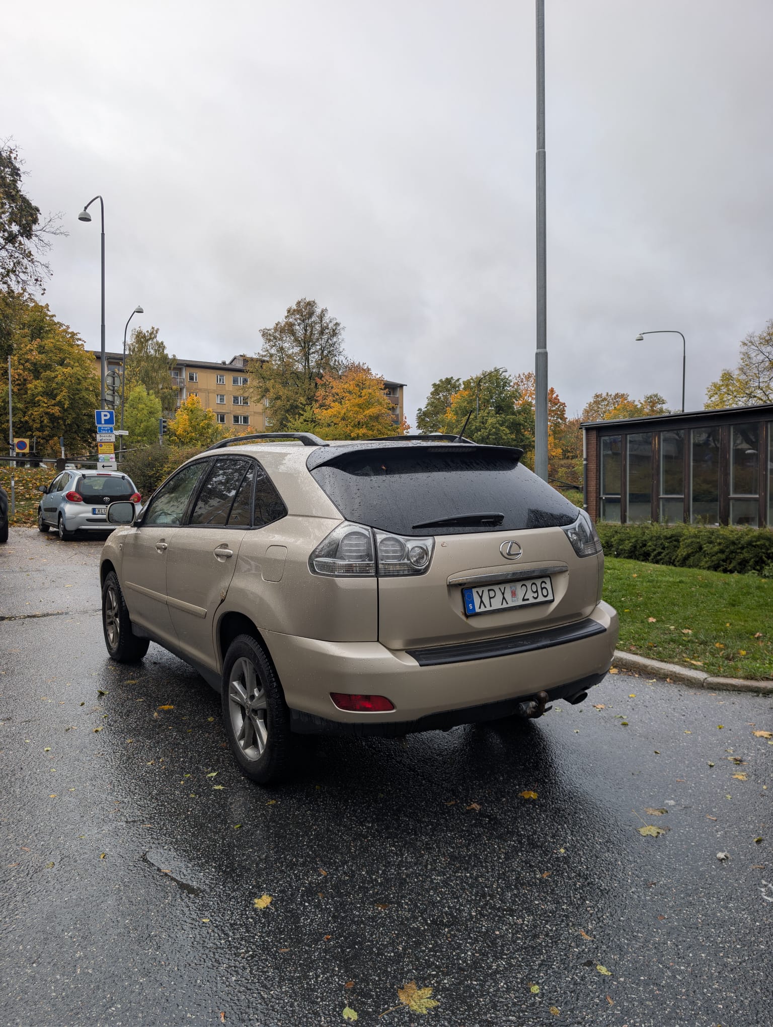Lexus RX 400h AWD 3.3 V6 AWD CVT 2006, bild 3/10