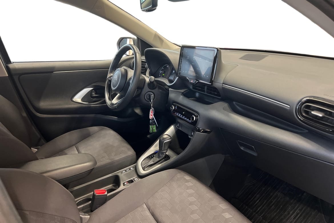 Toyota Yaris 2025, bild 7/10