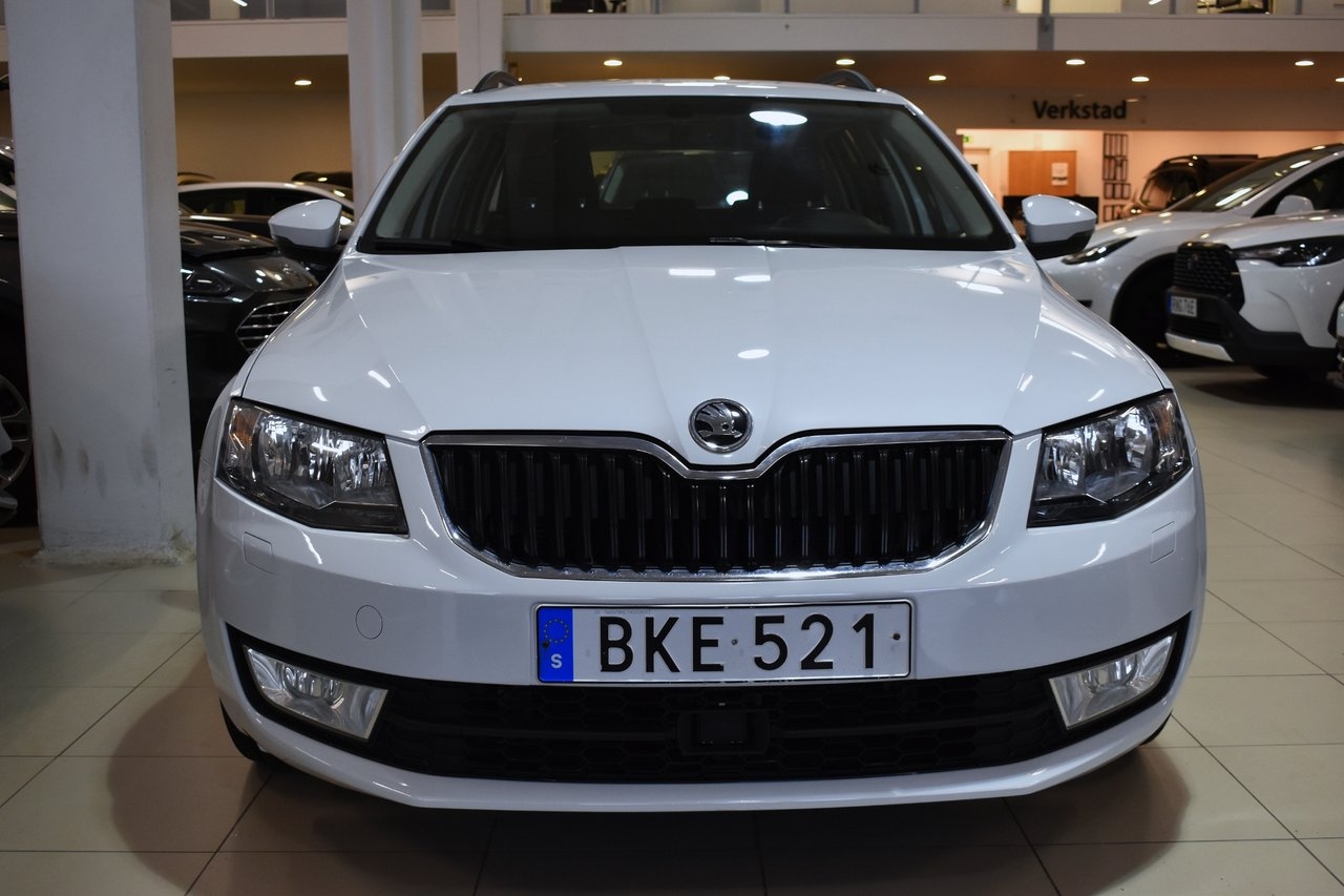 Skoda Octavia 2017, bild 2/10
