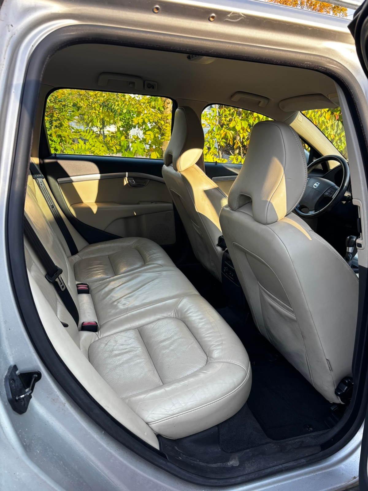 Volvo V70 D5 2008, kuva 6/10