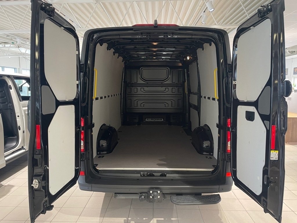 Volkswagen Crafter 2026, bild 2/5