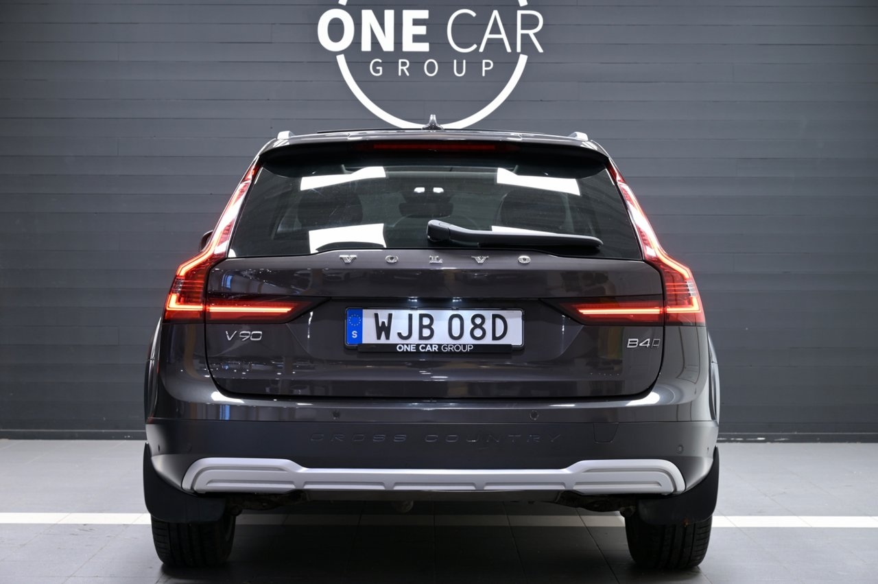 Volvo V90 Cross Country 2022, bild 7/10
