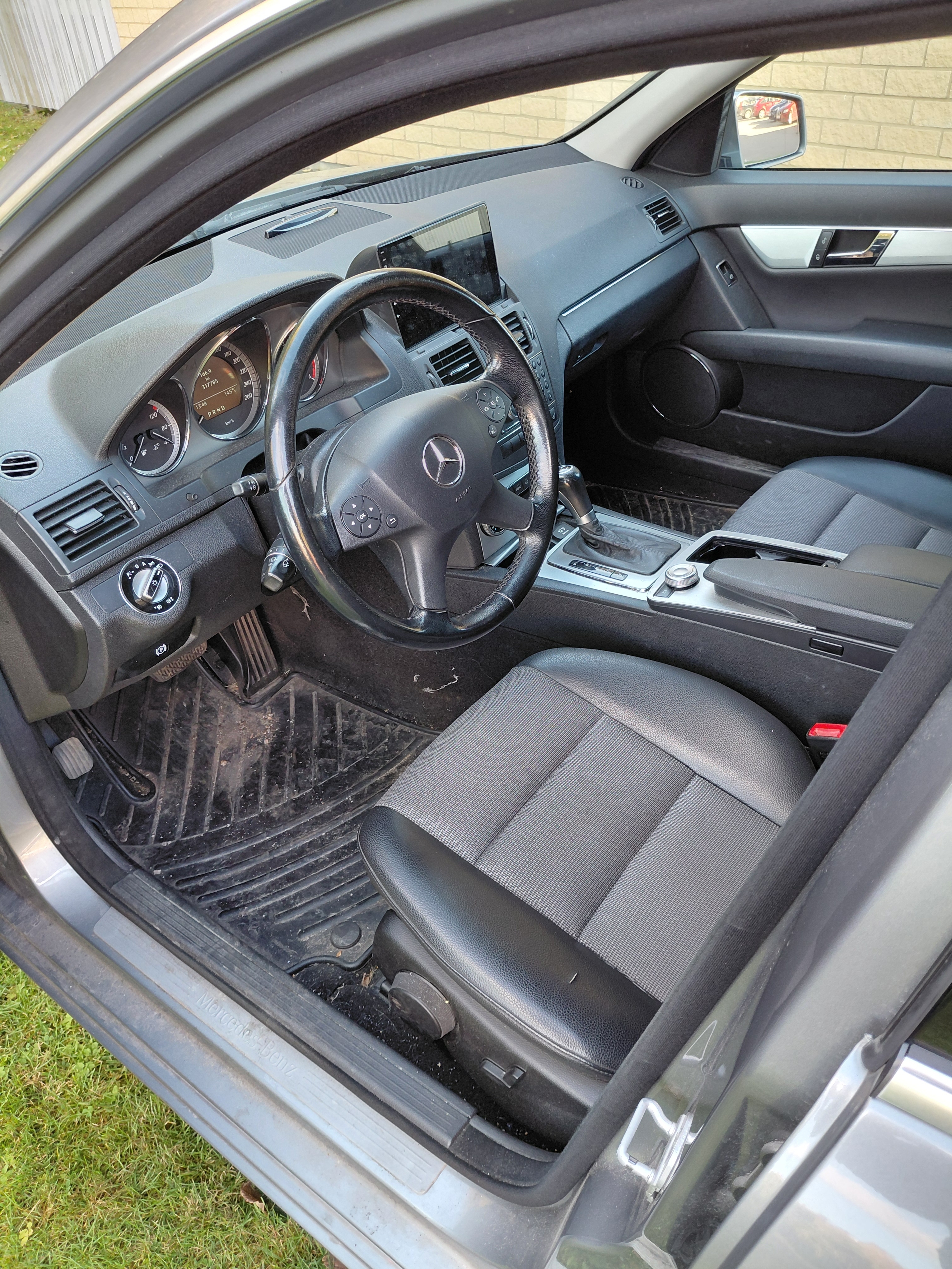 Mercedes-Benz C 350 CDI 2010, bild 4/6