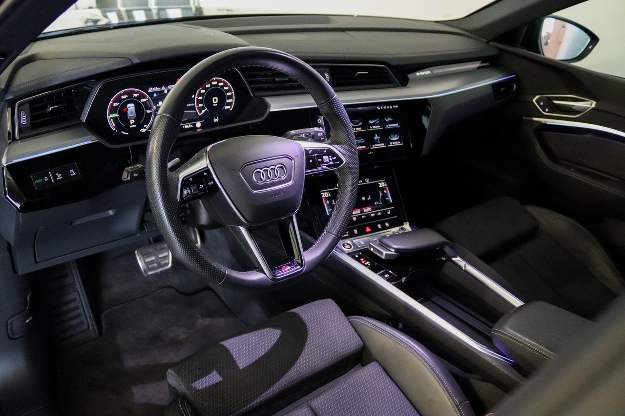 Audi e-tron 55 S line 2024, bild 7/10