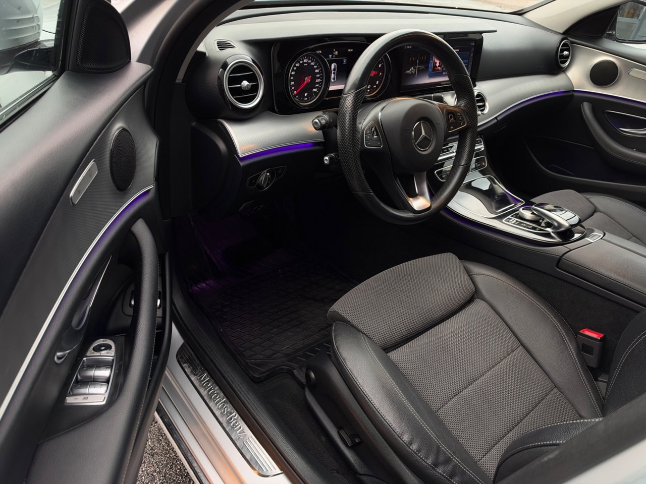 Mercedes-Benz E 200 Avantgarde 2018, bild 7/10