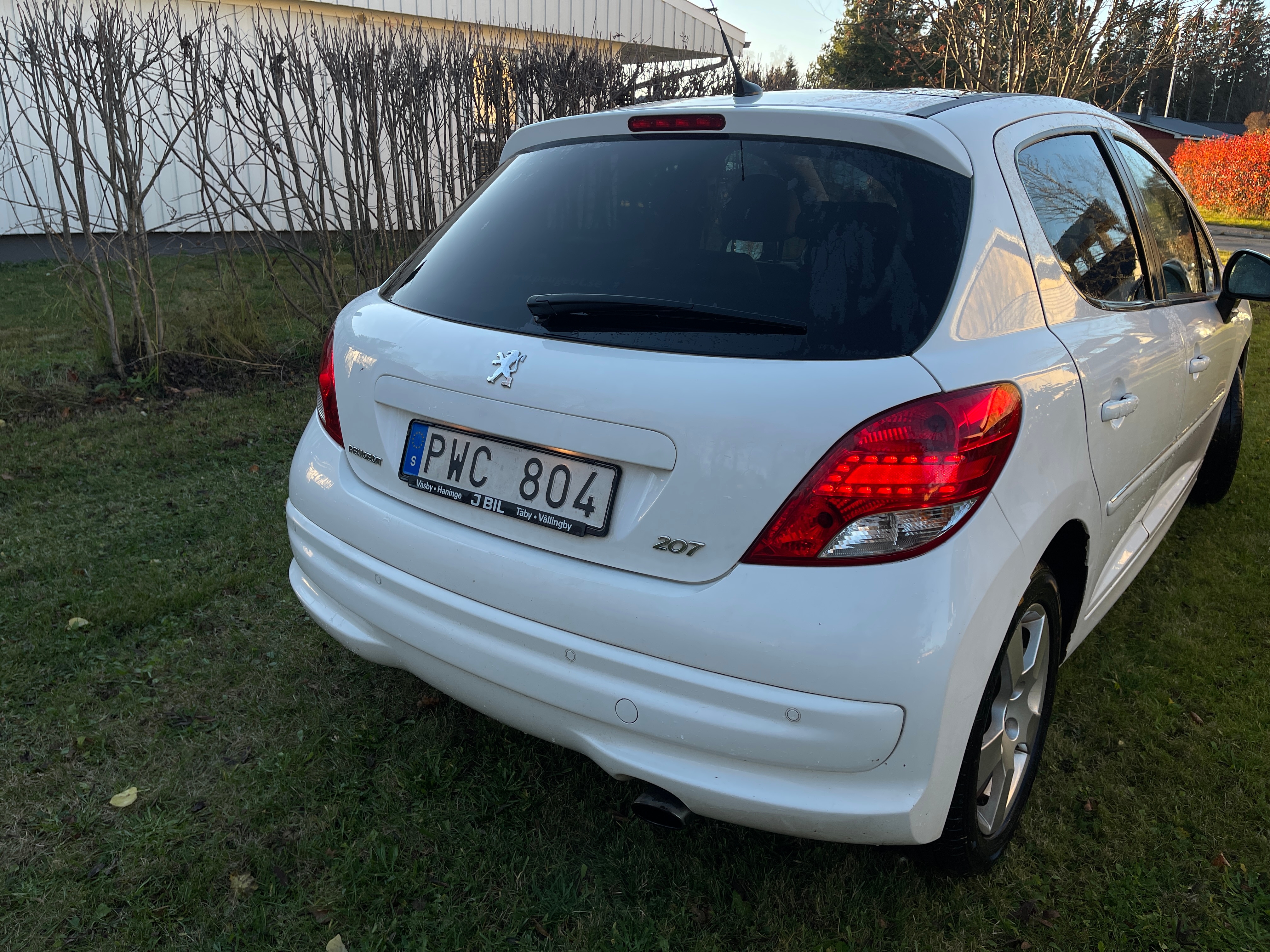 Peugeot 207 5-dörrar 1.6 HDi FAP Manuell 2010, bild 4/5