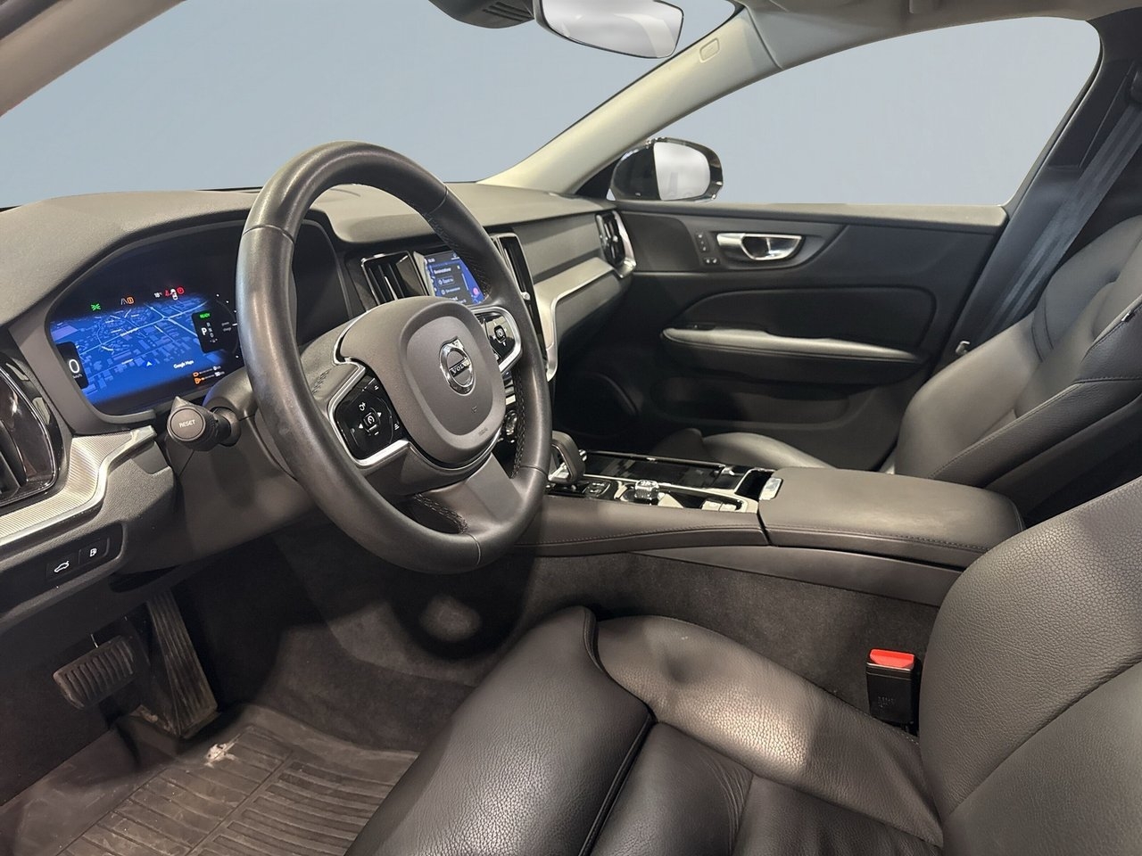 Volvo V60 T8 Plus Dark 2023, bild 7/19