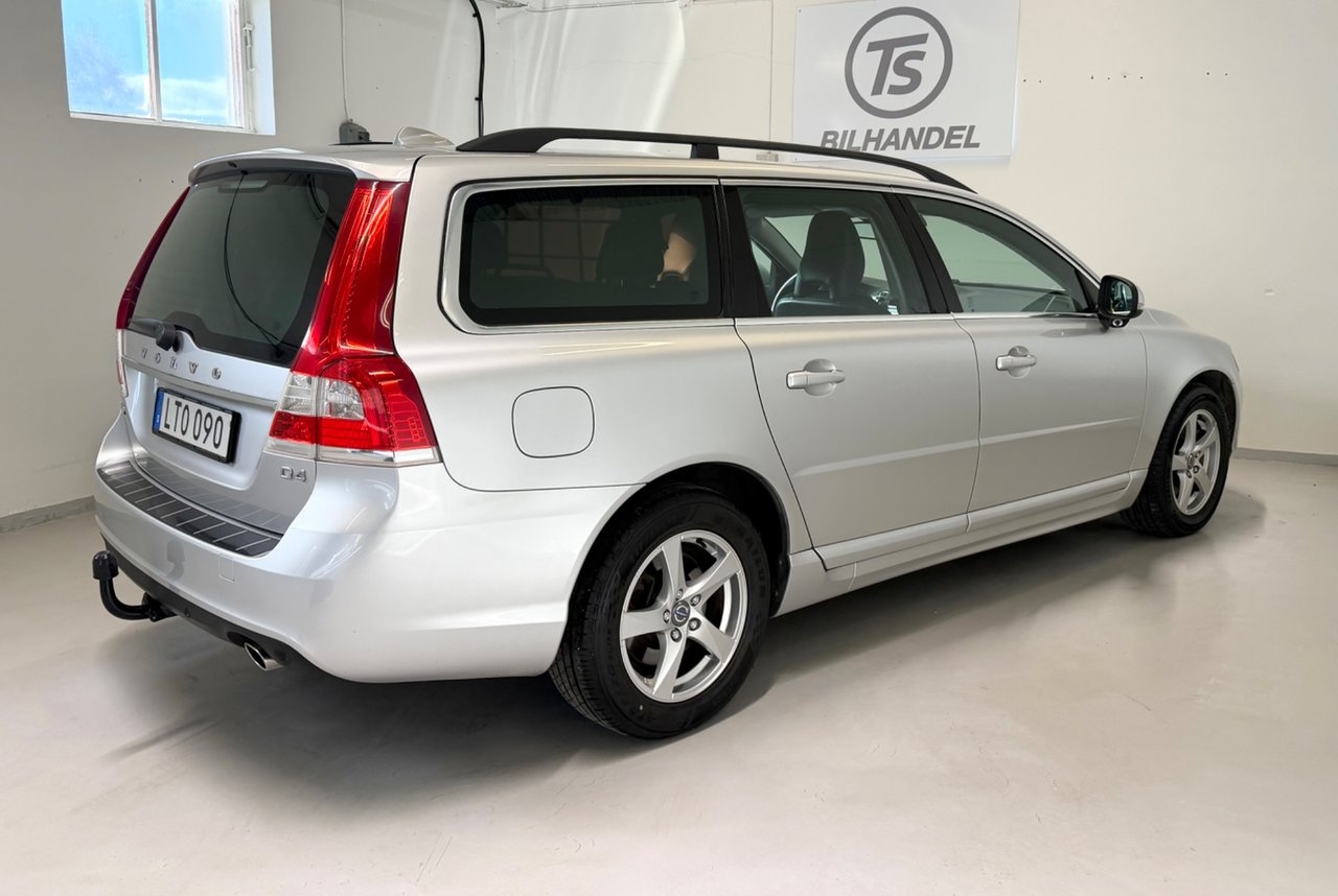 Volvo V70 D4 Momentum Business Edition 2015, kuva 6/10
