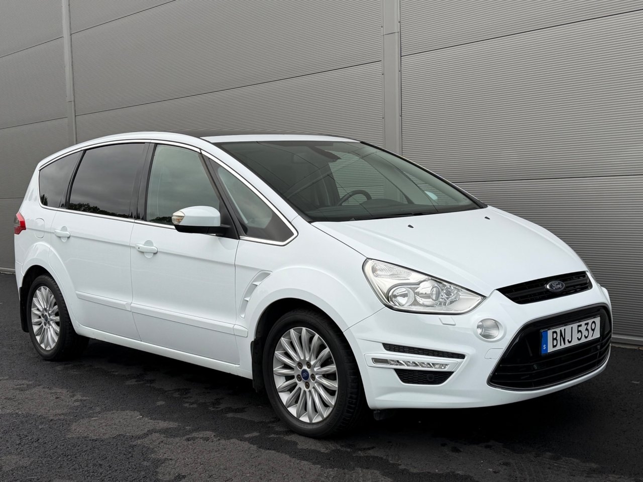 Ford S-MAX 2.0 TDCi 2015, bild 2/10