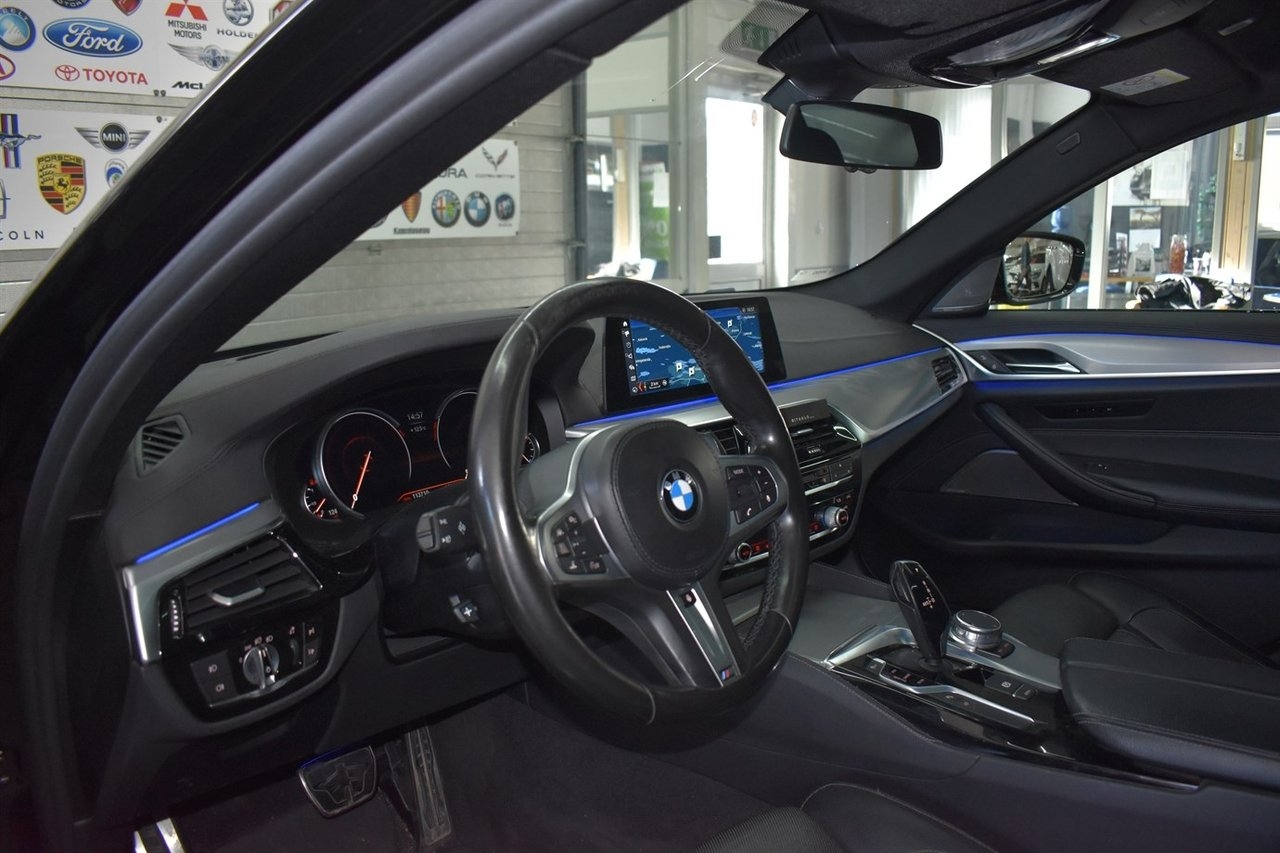 BMW 540i M Sport 2018, photo 4/10