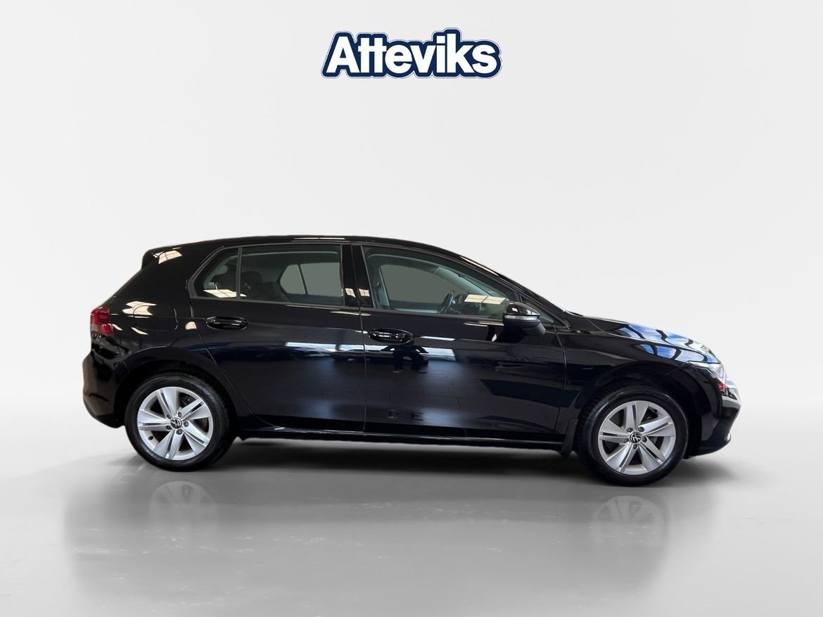 Volkswagen Golf 1.0 TSI 110hk 2022, bild 2/10