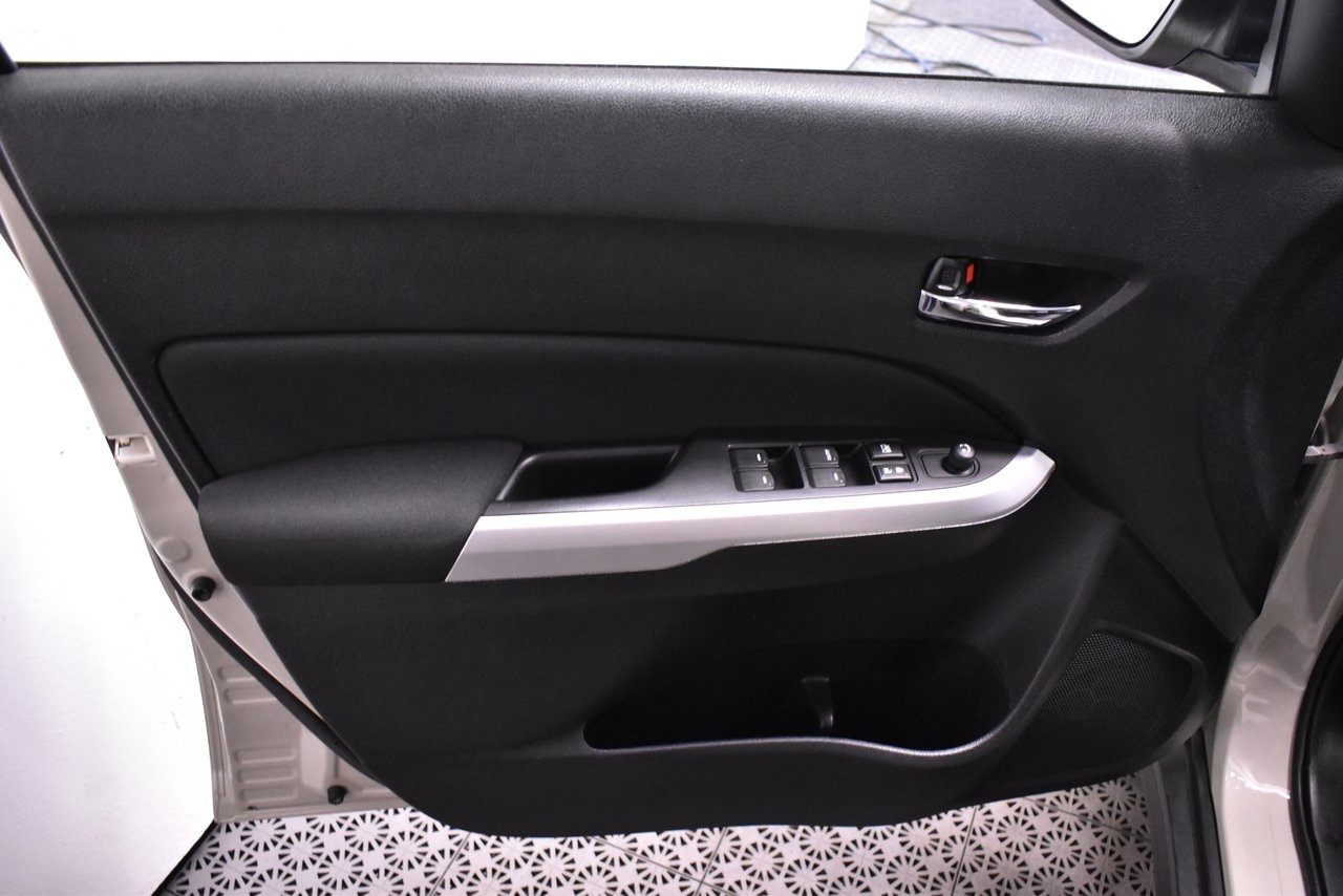 Suzuki Vitara 2015, bild 7/10