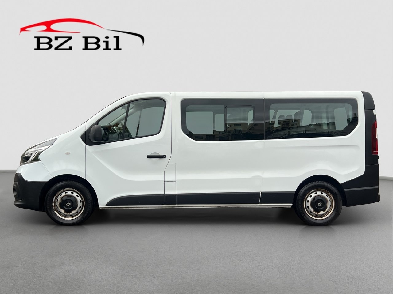 Renault Trafic dCi 145 2020, bild 2/10