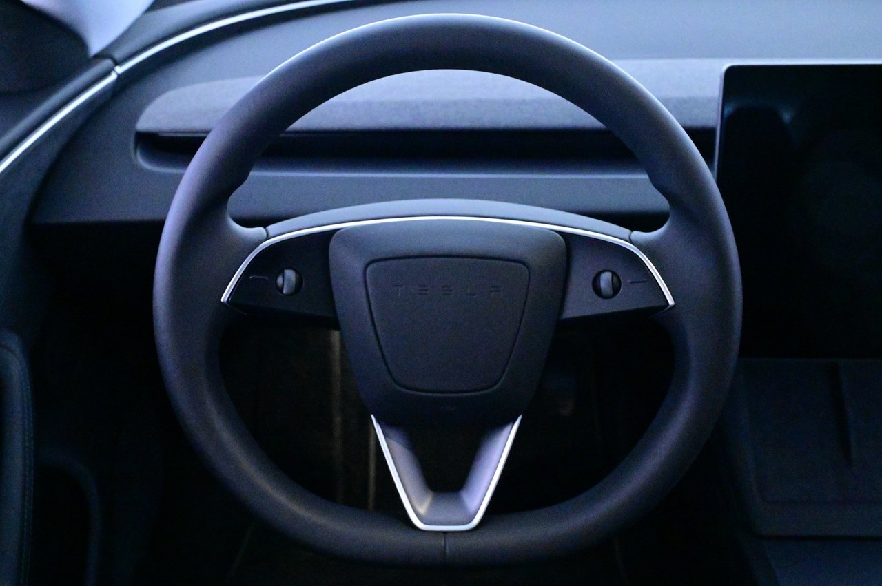 Tesla Model 3 2024, bild 7/10