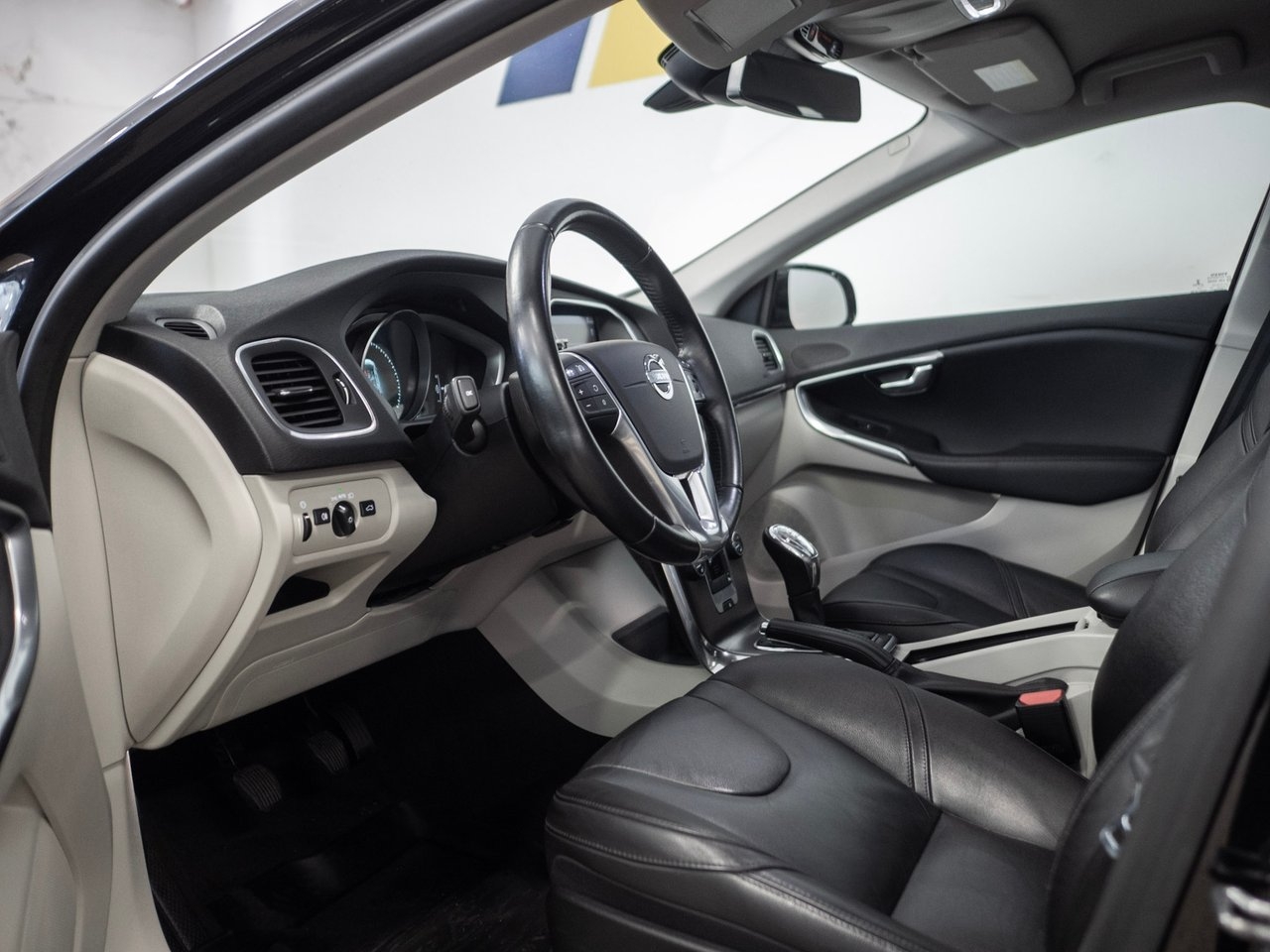 Volvo V40 D2 Summum 2014, bild 4/10