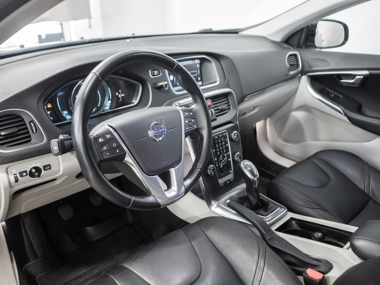 Volvo V40 D2 Summum 2014, bild 5/10