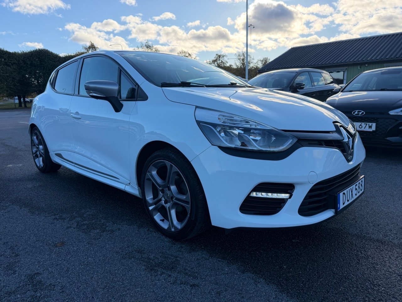 Renault Clio TCe 120 GT 2015, kuva 7/10