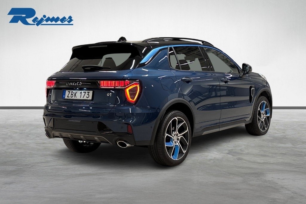 Lynk & Co 01 1.5TD PHEV 2023, bild 2/10
